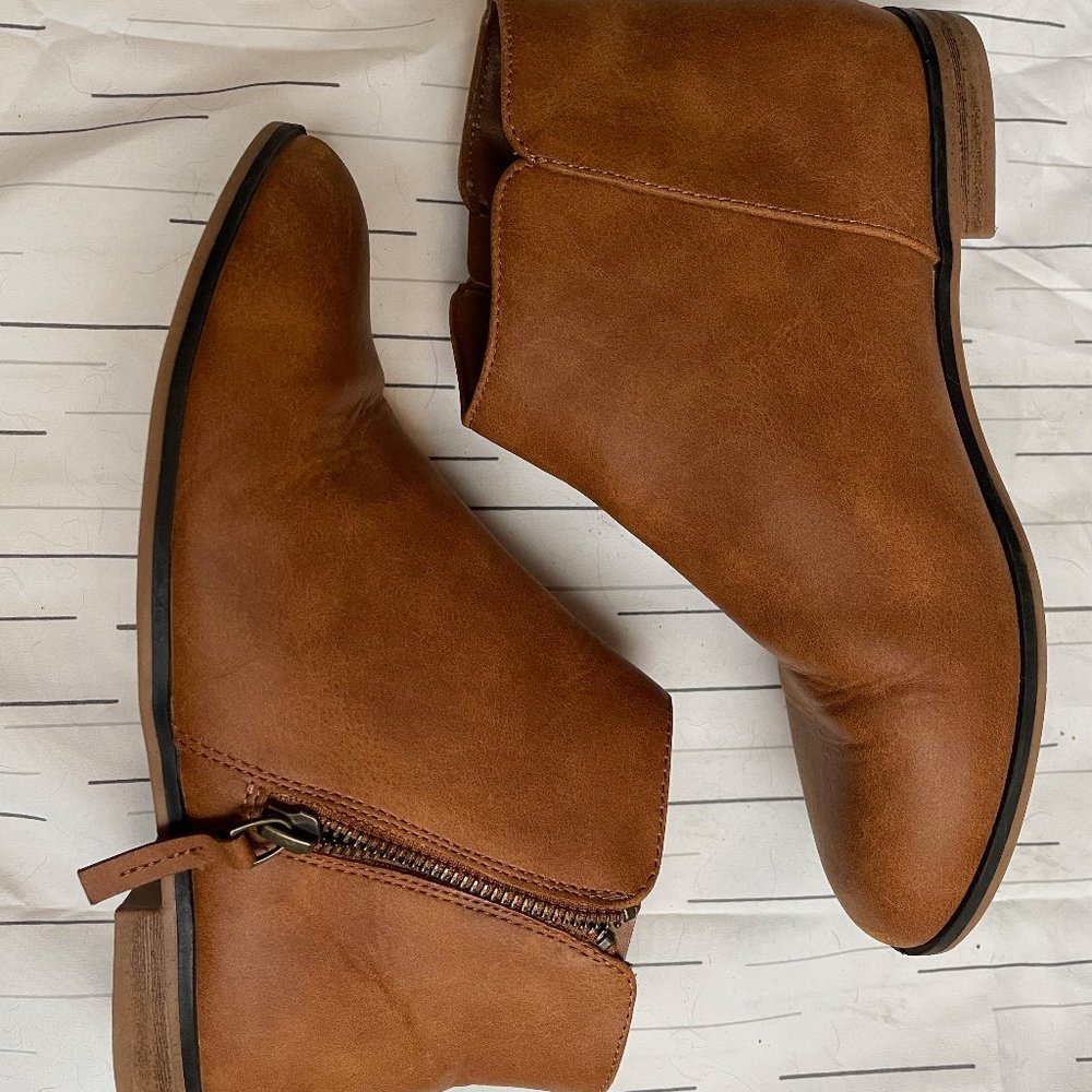 CAT AND JACK ANKLE BOOT